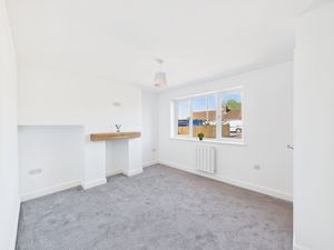 Lounge- click for photo gallery